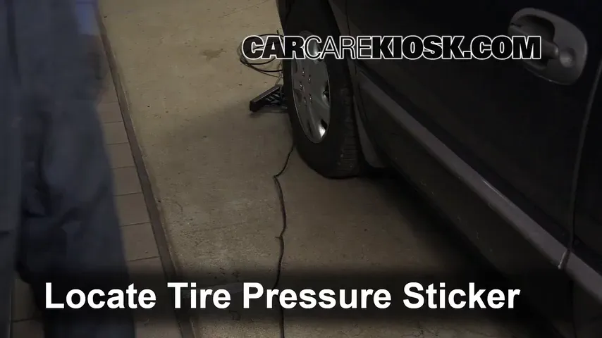 2000 Plymouth Voyager 3.3L V6 Tires & Wheels Check Tire Pressure